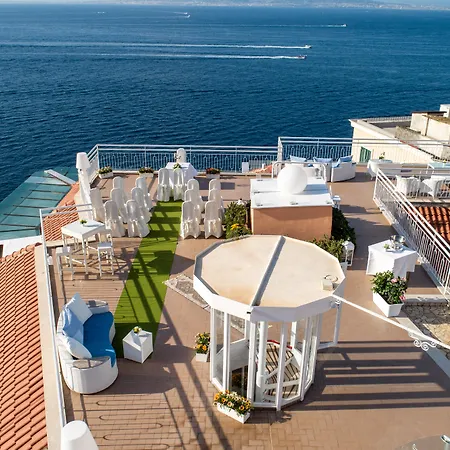 Отель Boutique Regina Сорренто