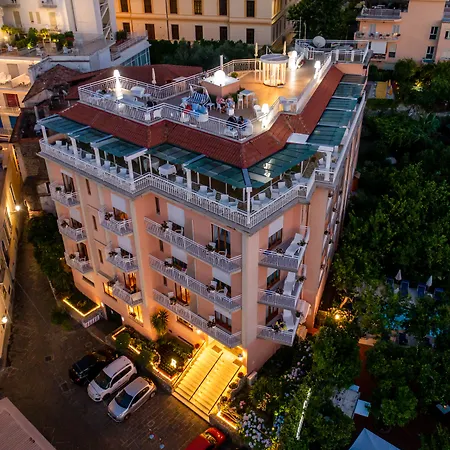 Boutique Regina 4* סורנטו