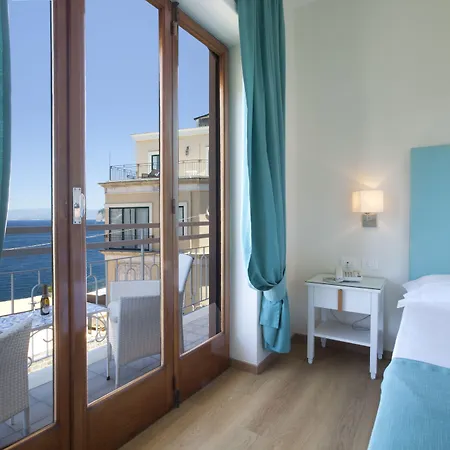 Hotel Boutique Regina 4*