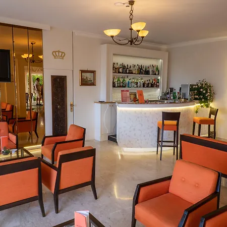 Boutique Regina מלון