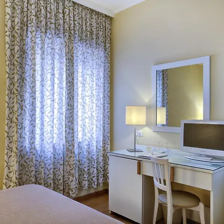 Boutique Regina 4* סורנטו