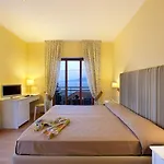 Готель Boutique Regina 4*