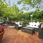 Готель Boutique Regina Сорренто