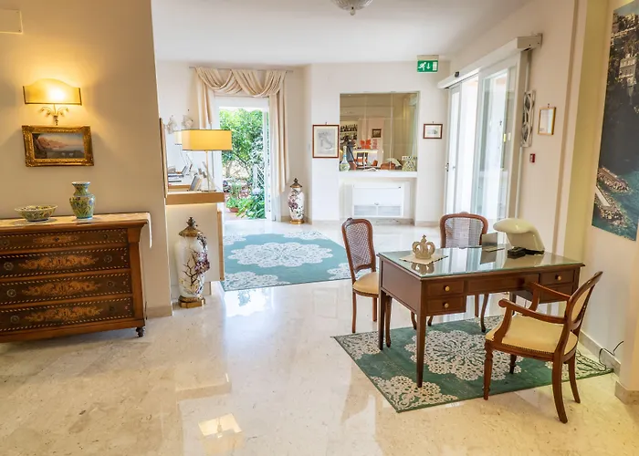 Boutique Regina Hotel 4*